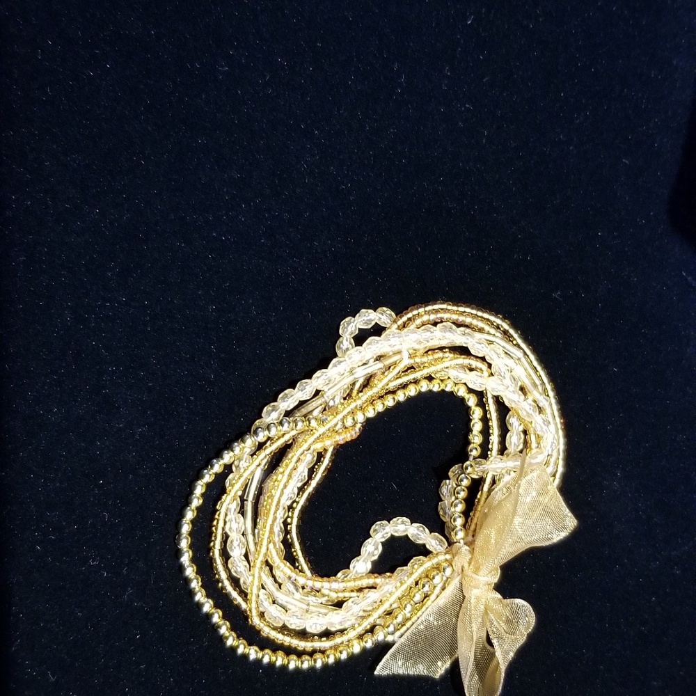 Stretchy bracelet